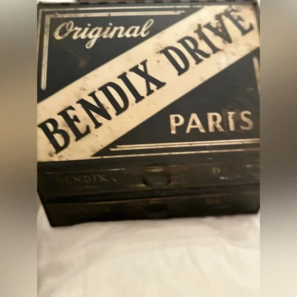 🖤 Vintage Bendix Drive Parts Metal Tool Box Industrial Décor - Picture 8 of 10